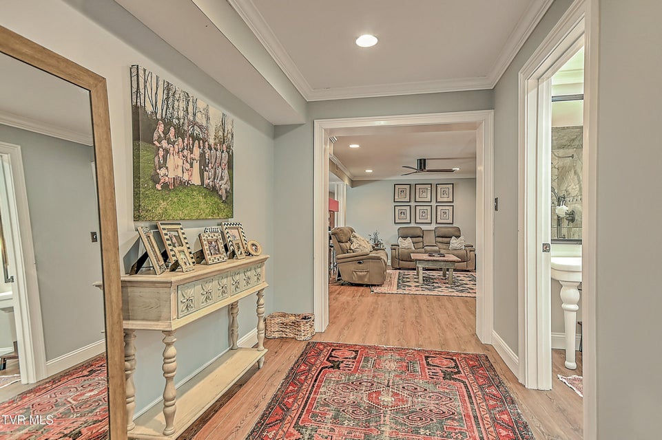 Photo #71: 117 Skyline Drive