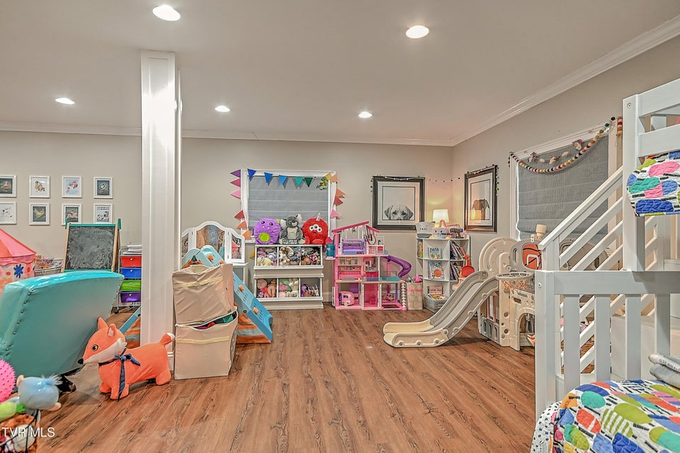 Photo #72: 117 Skyline Drive