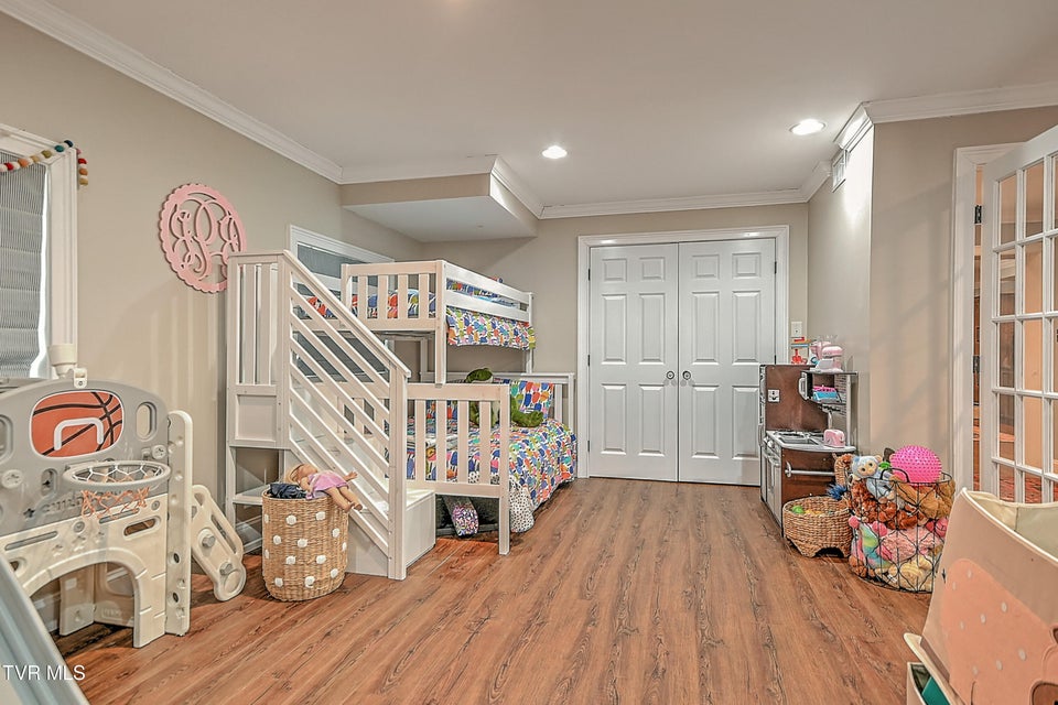 Photo #73: 117 Skyline Drive