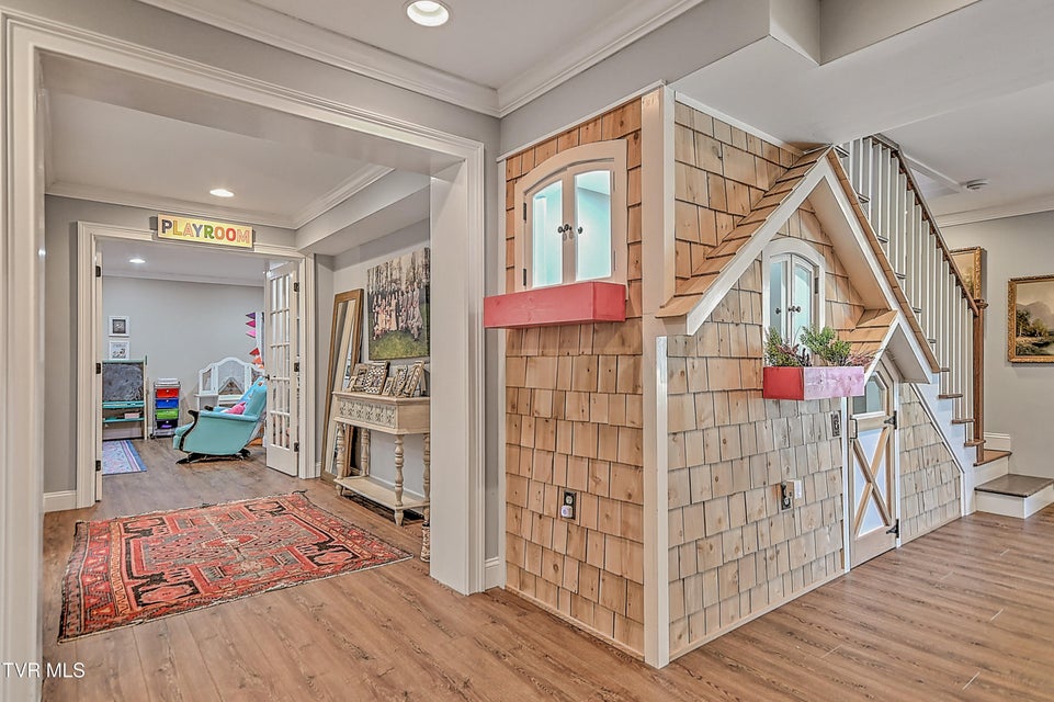 Photo #78: 117 Skyline Drive