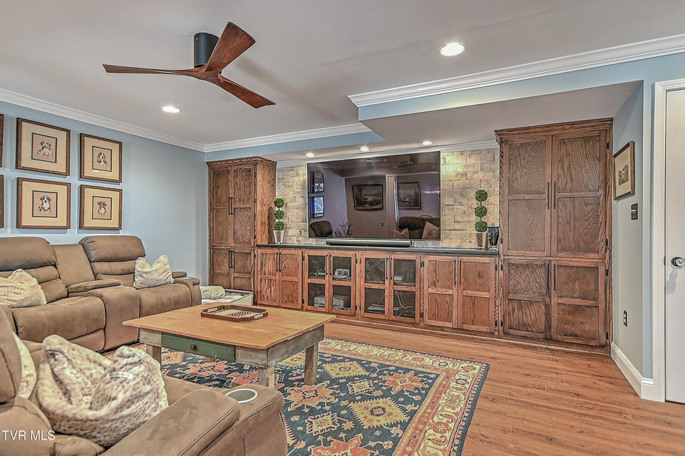 Photo #82: 117 Skyline Drive