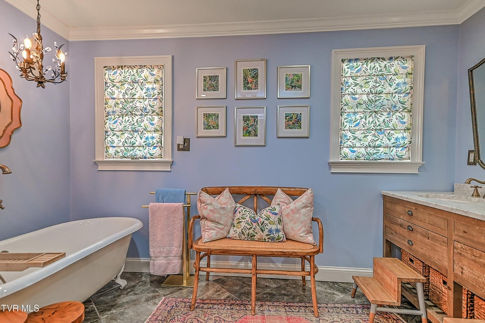 Photo #68: 117 Skyline Drive