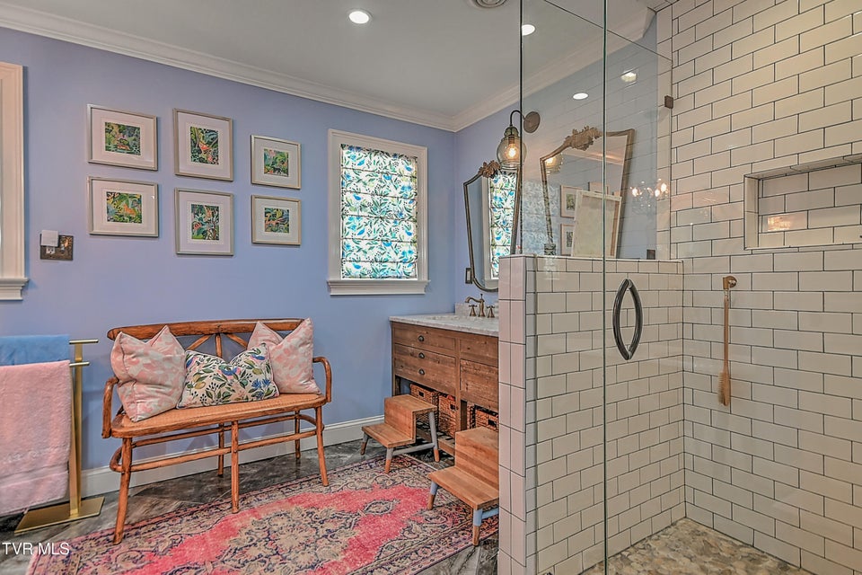 Photo #70: 117 Skyline Drive