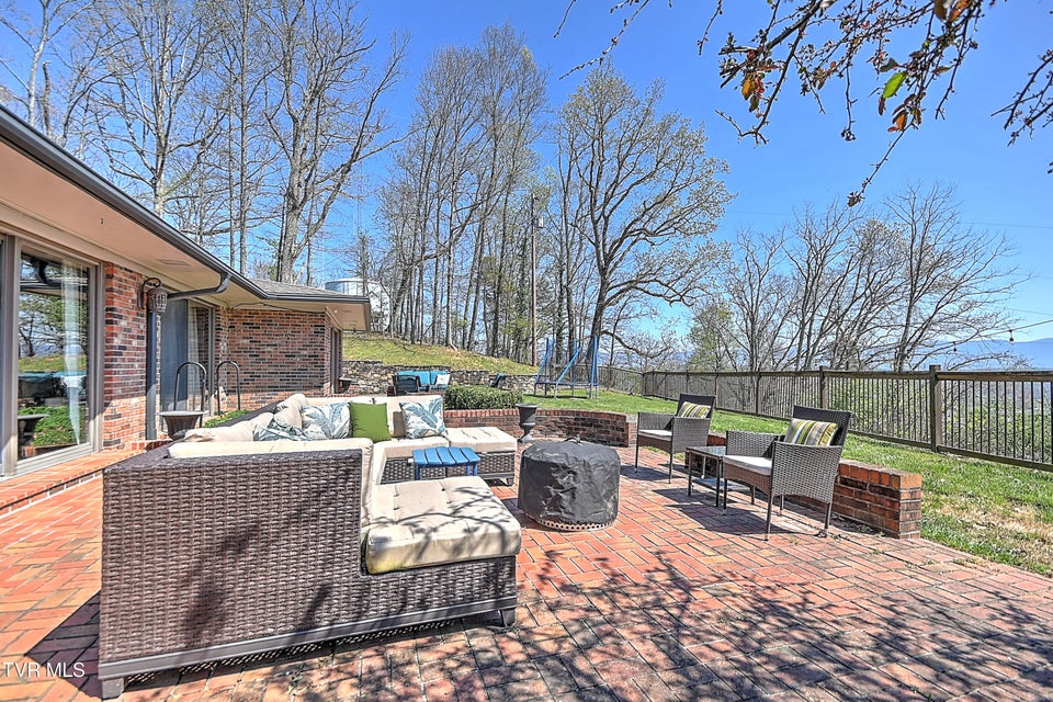 Photo #91: 117 Skyline Drive