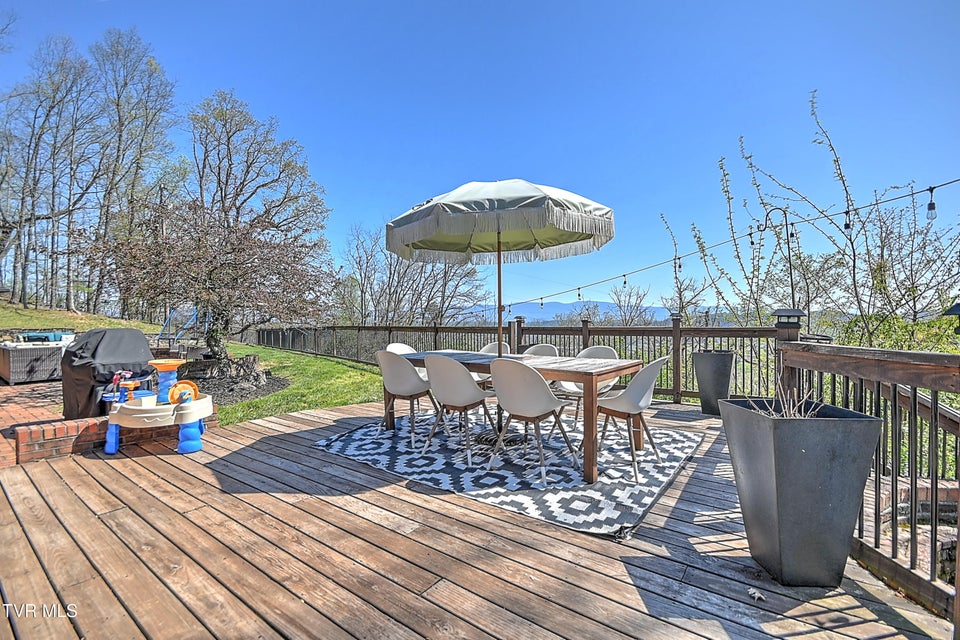 Photo #100: 117 Skyline Drive