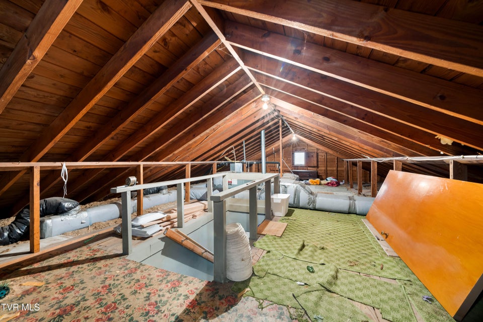 Photo #40: 533 Bellvue Avenue