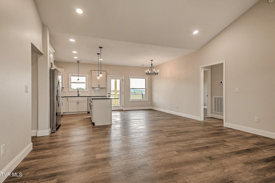 Photo #7: 265 Red Tail Ridge