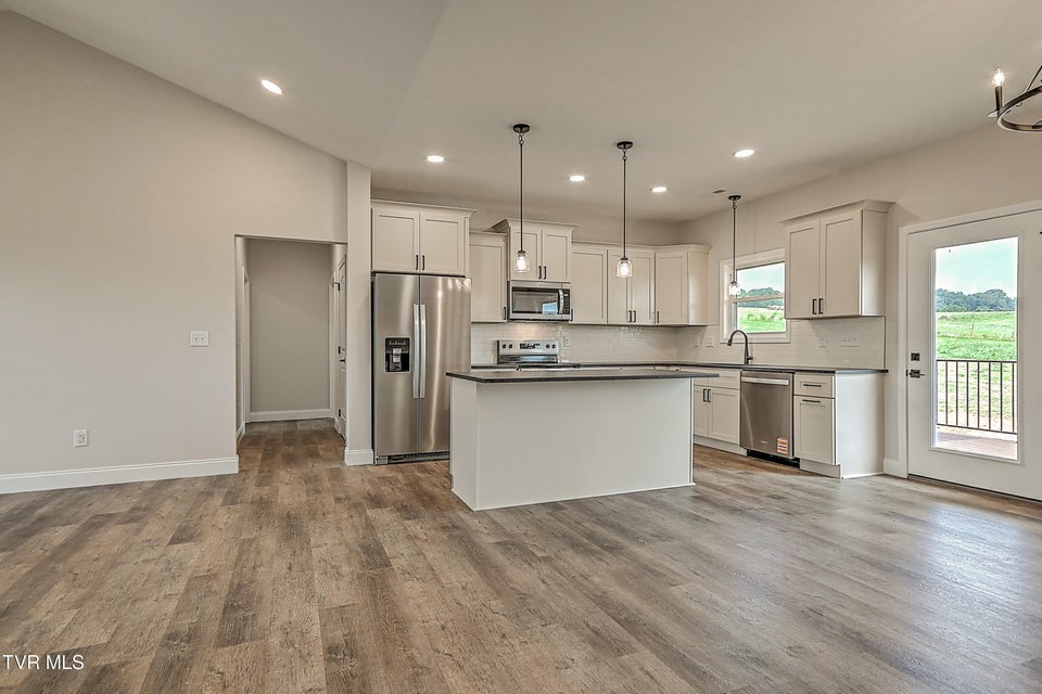 Photo #10: 265 Red Tail Ridge