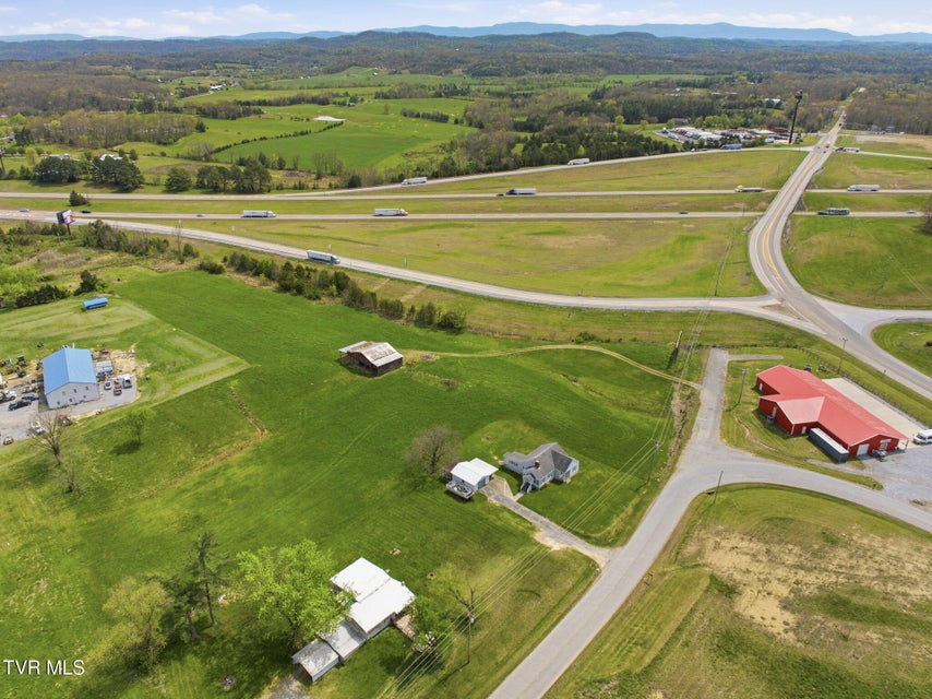 Photo #4: 90 Bailey Street