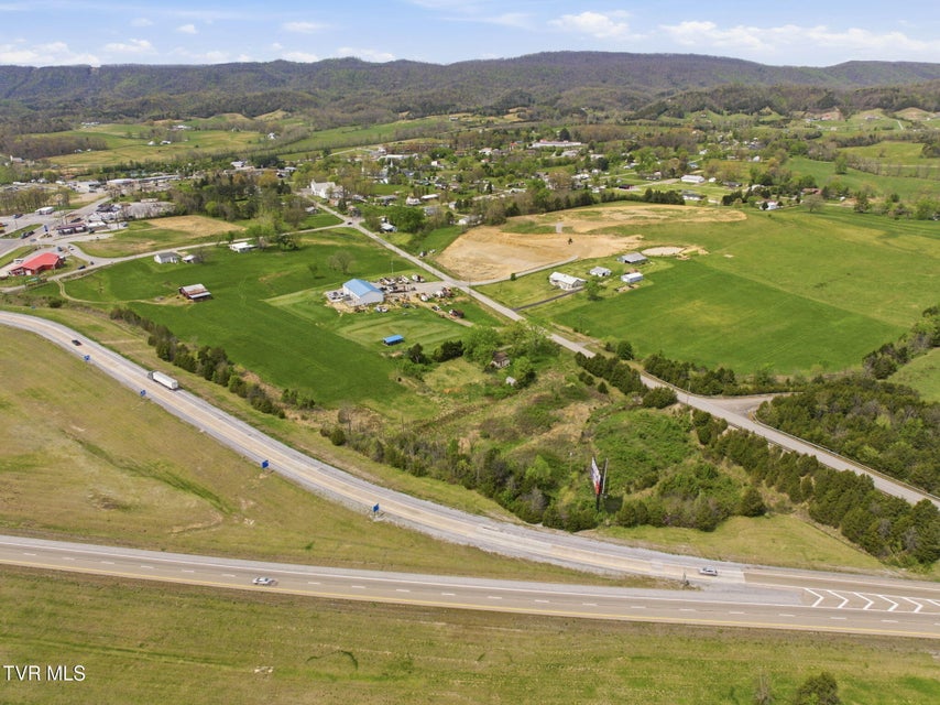 Photo #10: 90 Bailey Street