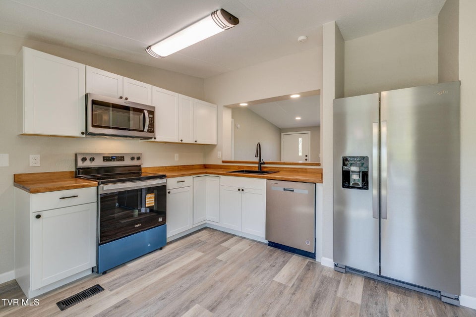 Photo #11: 415 Rock Quarry Road