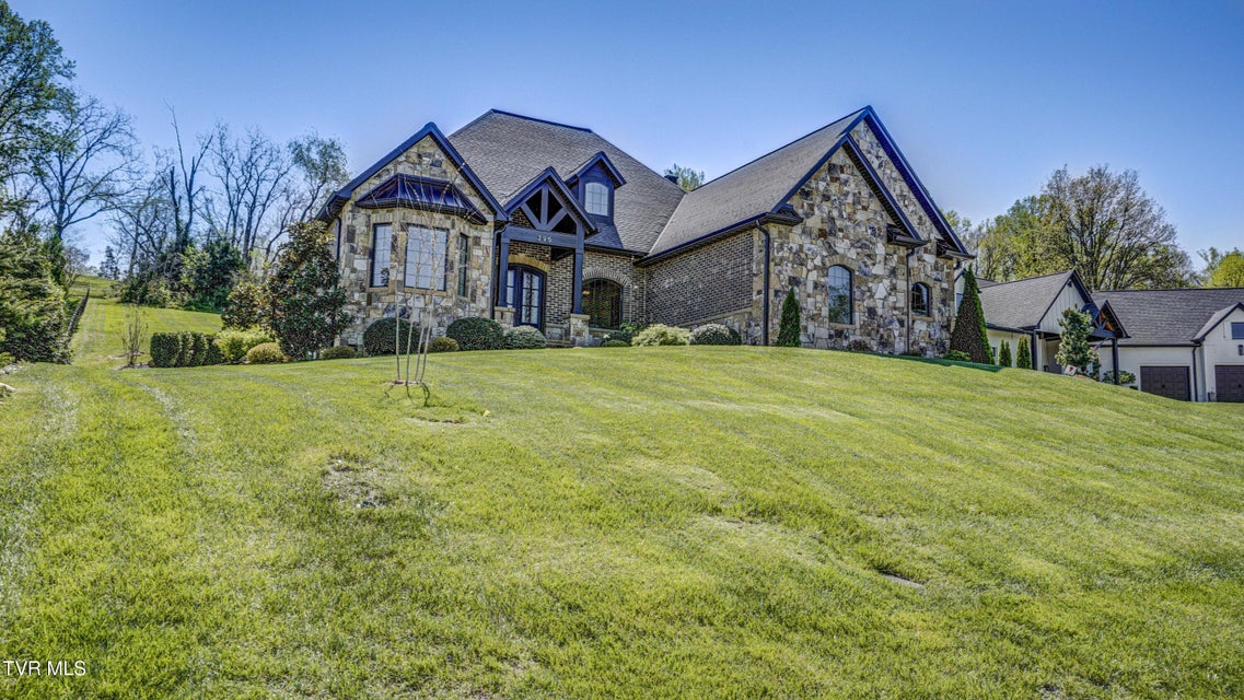 Photo #4: 295 Sanctuary Court