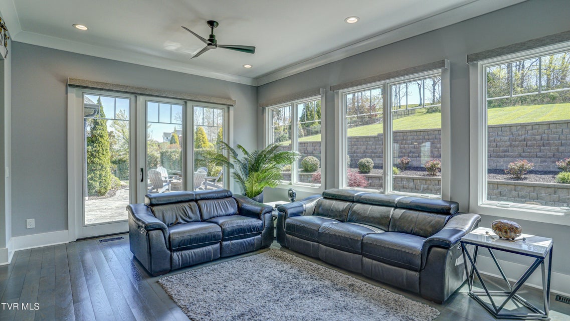 Photo #34: 295 Sanctuary Court