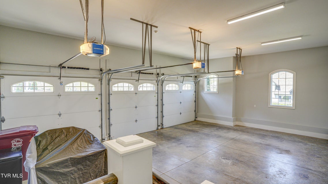 Photo #36: 295 Sanctuary Court