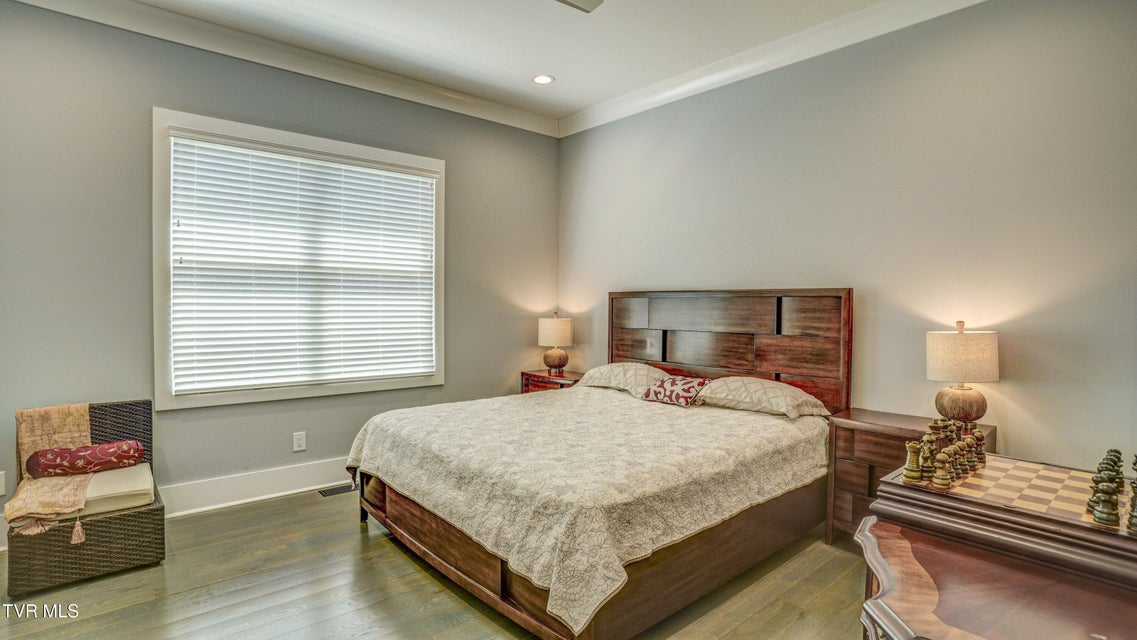 Photo #58: 295 Sanctuary Court