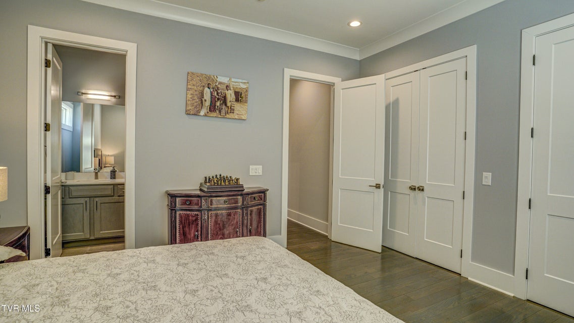 Photo #60: 295 Sanctuary Court