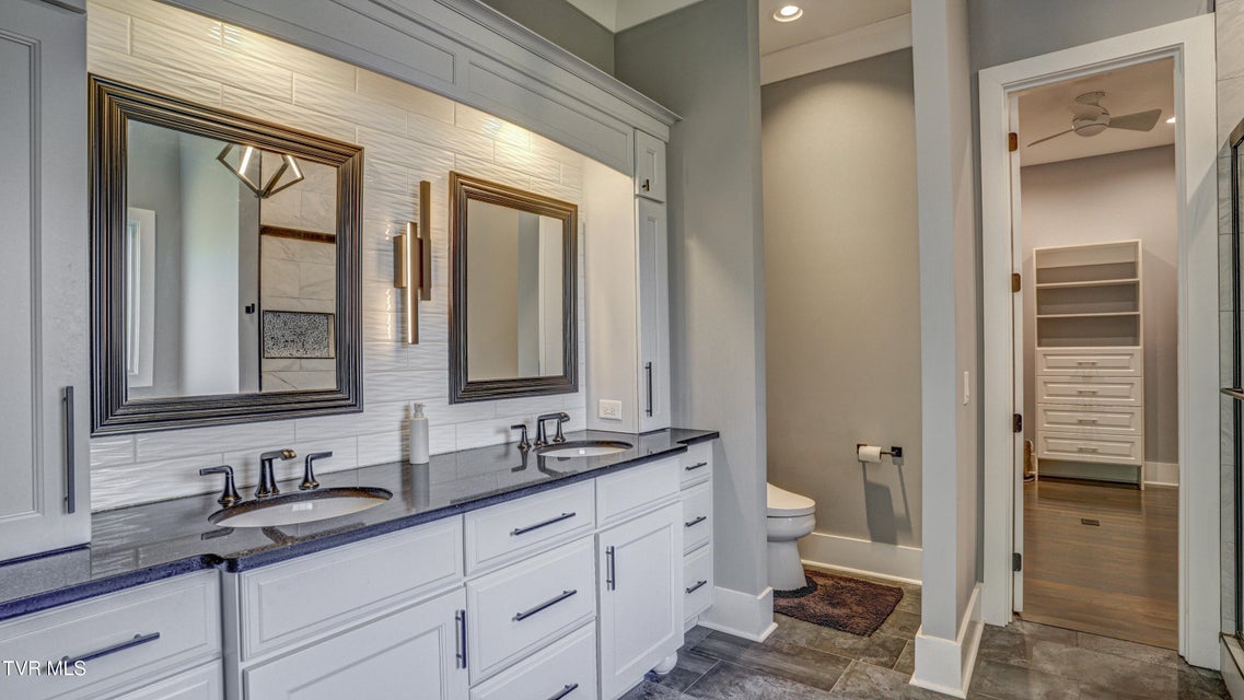 Photo #45: 295 Sanctuary Court