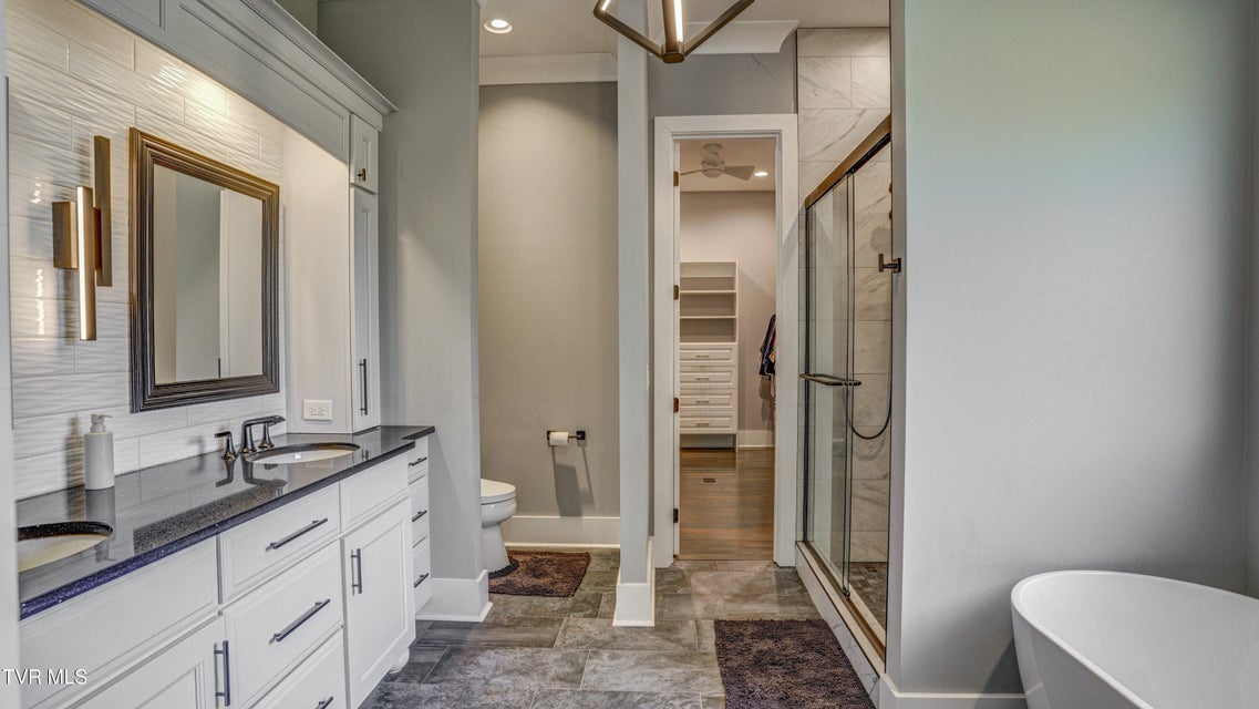 Photo #43: 295 Sanctuary Court