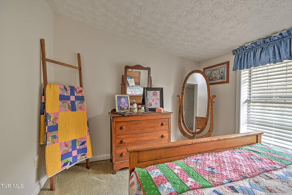 Photo #39: 18685 Horton Highway