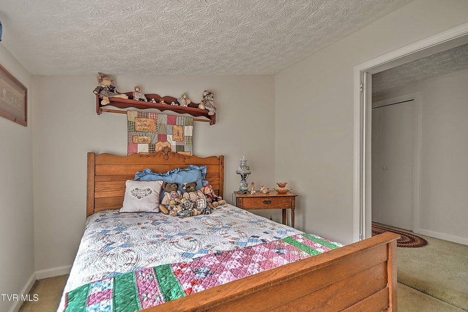 Photo #40: 18685 Horton Highway