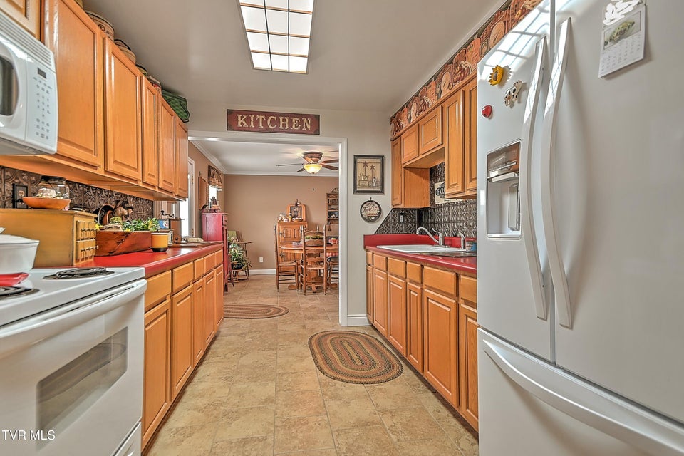 Photo #16: 18685 Horton Highway