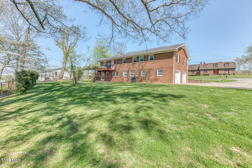 Photo #60: 908 Meadow Lane