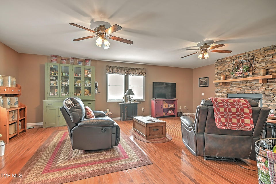 Photo #11: 18685 Horton Highway