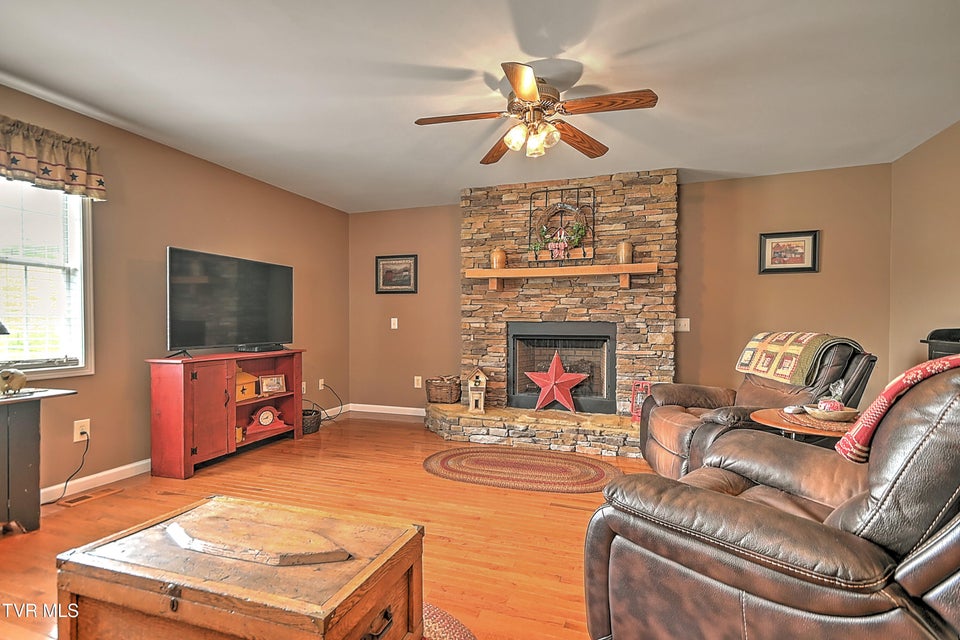 Photo #14: 18685 Horton Highway