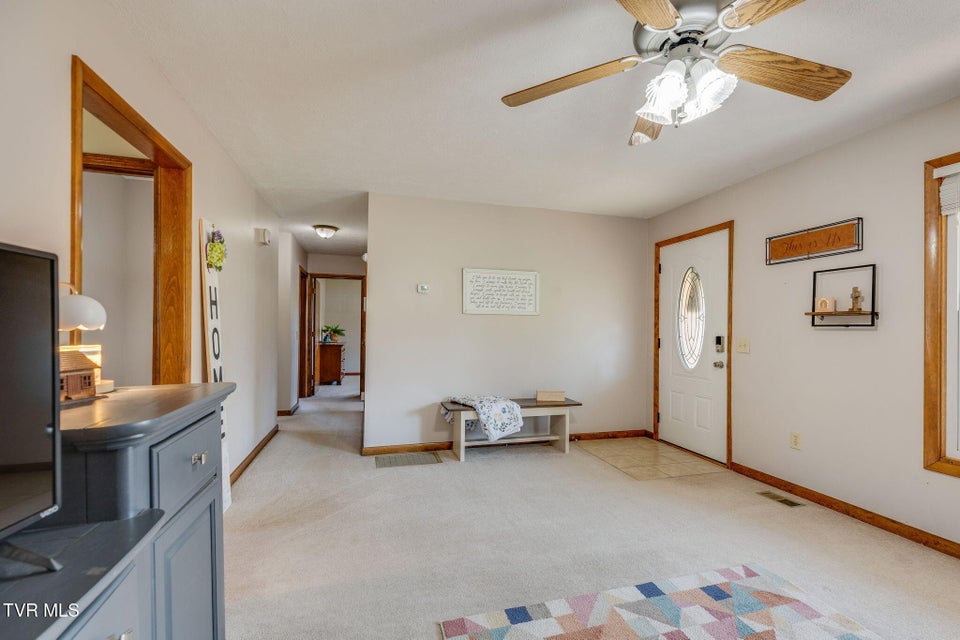 Photo #6: 103 Cannon Street