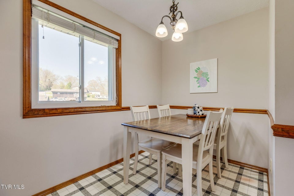 Photo #8: 103 Cannon Street