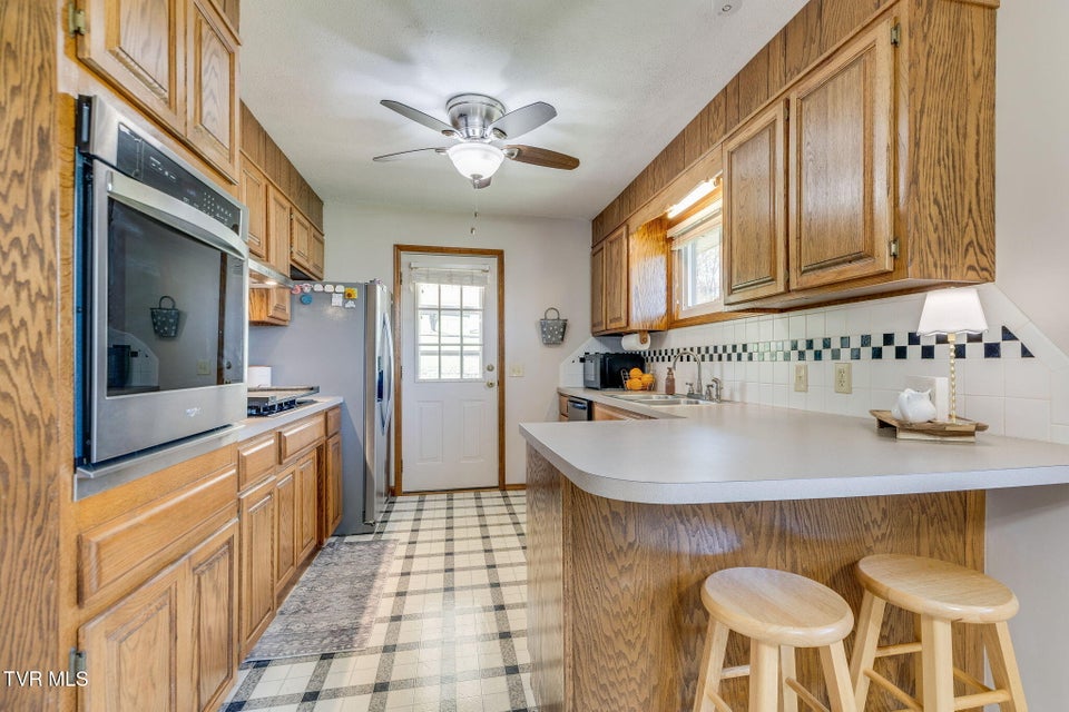 Photo #9: 103 Cannon Street