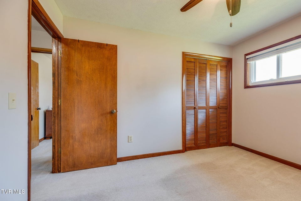 Photo #17: 103 Cannon Street