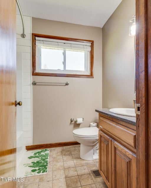 Photo #21: 103 Cannon Street