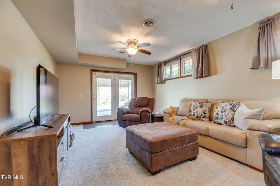 Photo #22: 103 Cannon Street