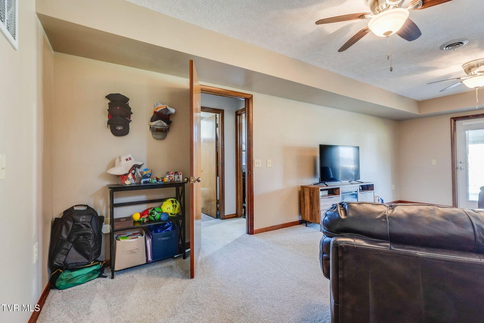 Photo #23: 103 Cannon Street