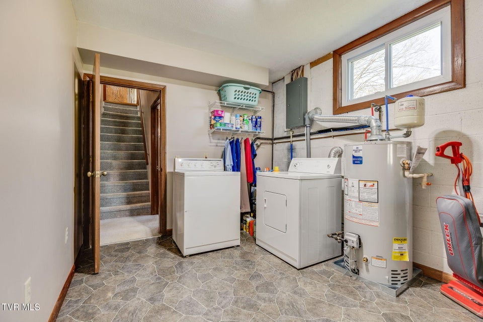 Photo #25: 103 Cannon Street