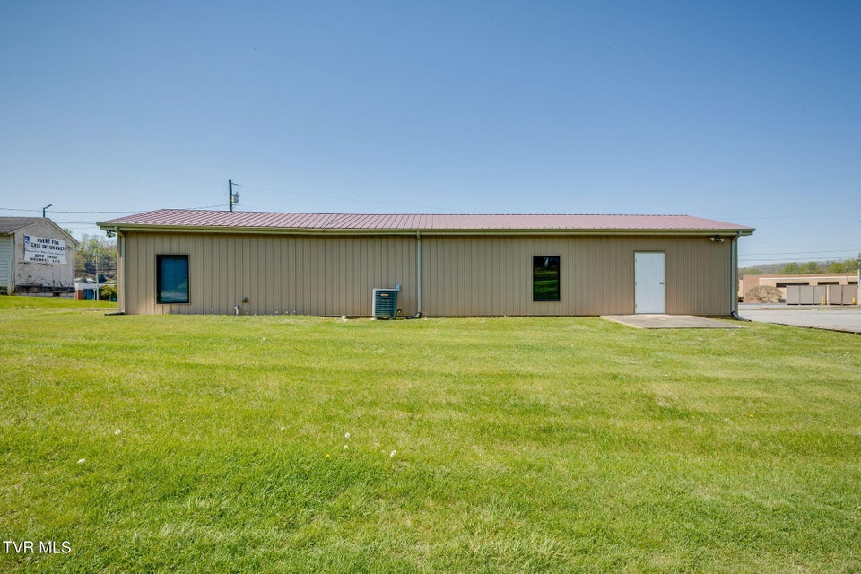 Photo #12: 116 Massengill Avenue