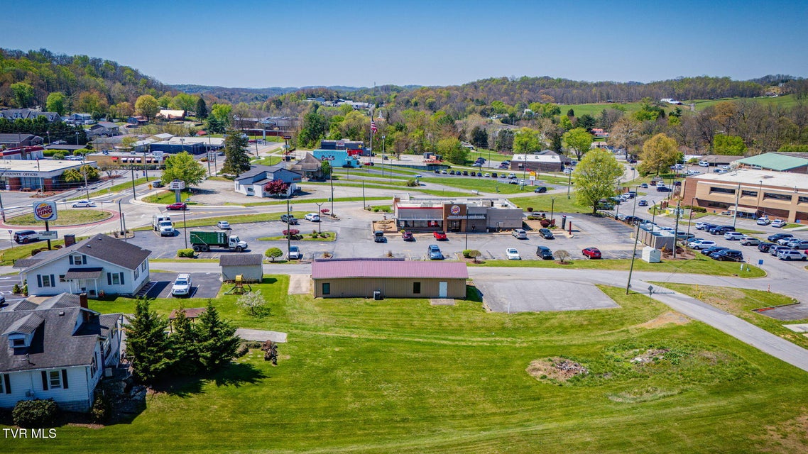 Photo #16: 116 Massengill Avenue