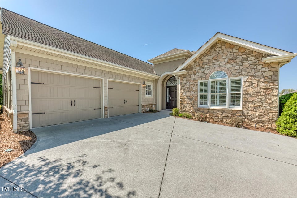 Photo #81: 17 Cypress Ridge Court