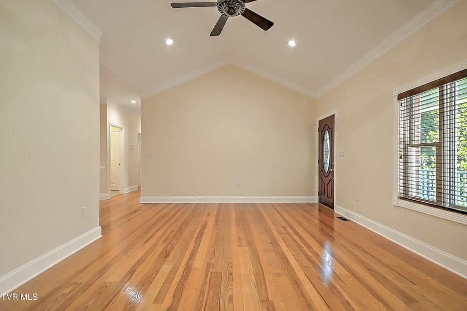 Photo #6: 1320 Suntree Road