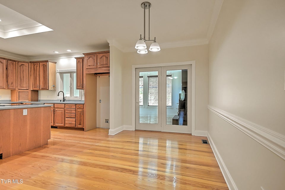 Photo #8: 1320 Suntree Road