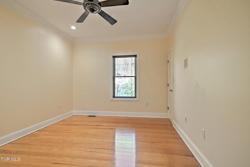 Photo #14: 1320 Suntree Road