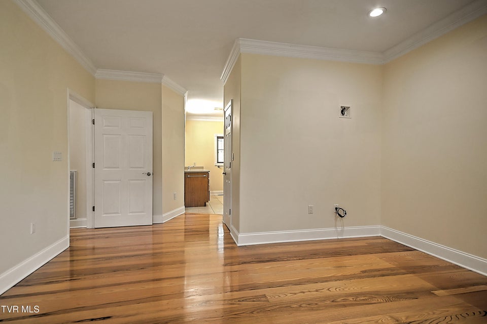 Photo #20: 1320 Suntree Road