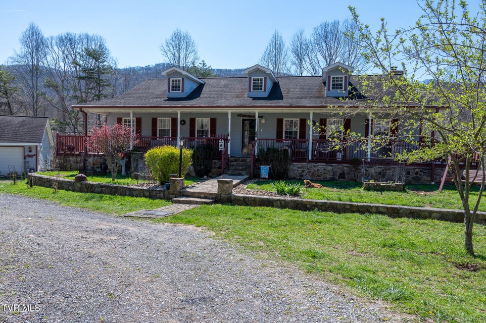 Photo #40: 5380 Laurel Fork Road