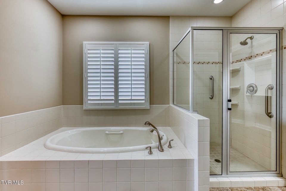 Photo #28: 17 Cypress Ridge Court