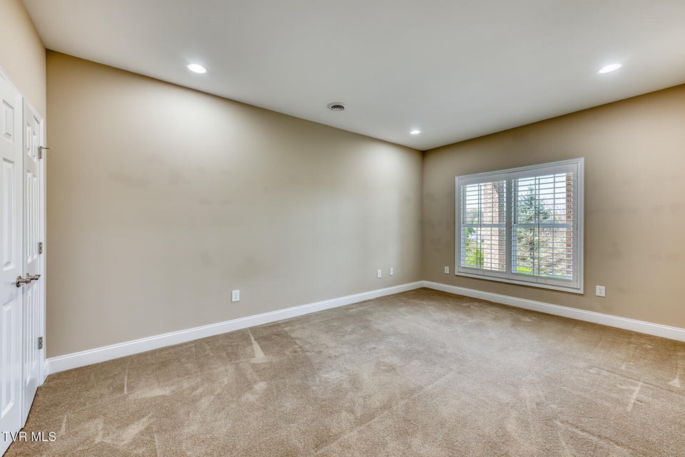 Photo #50: 17 Cypress Ridge Court