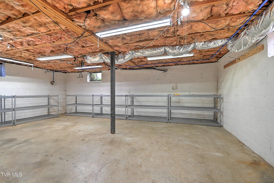 Photo #26: 115 Edgefield Road