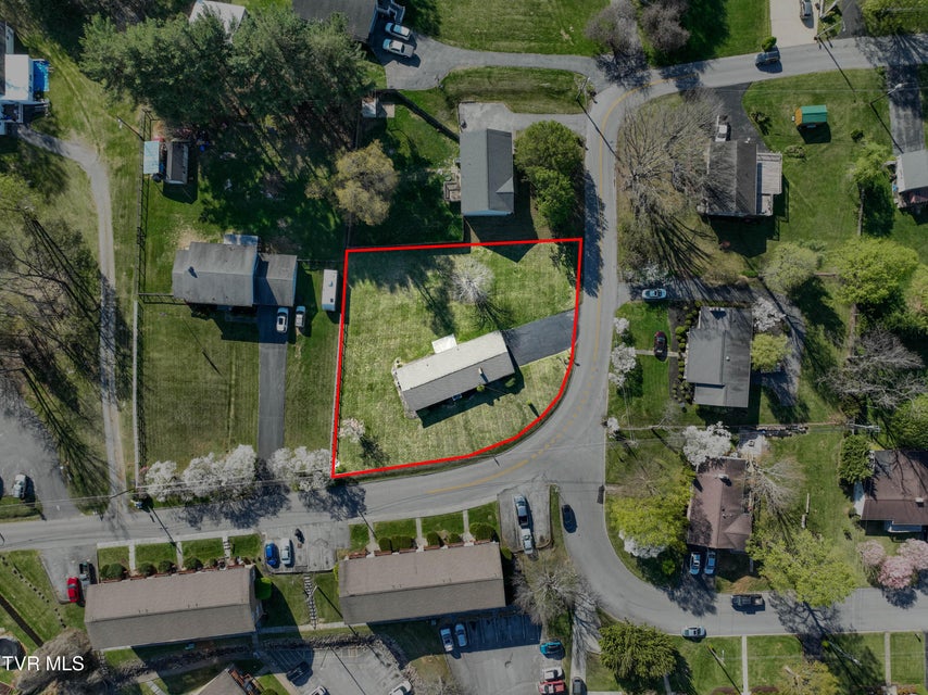 Photo #35: 115 Edgefield Road