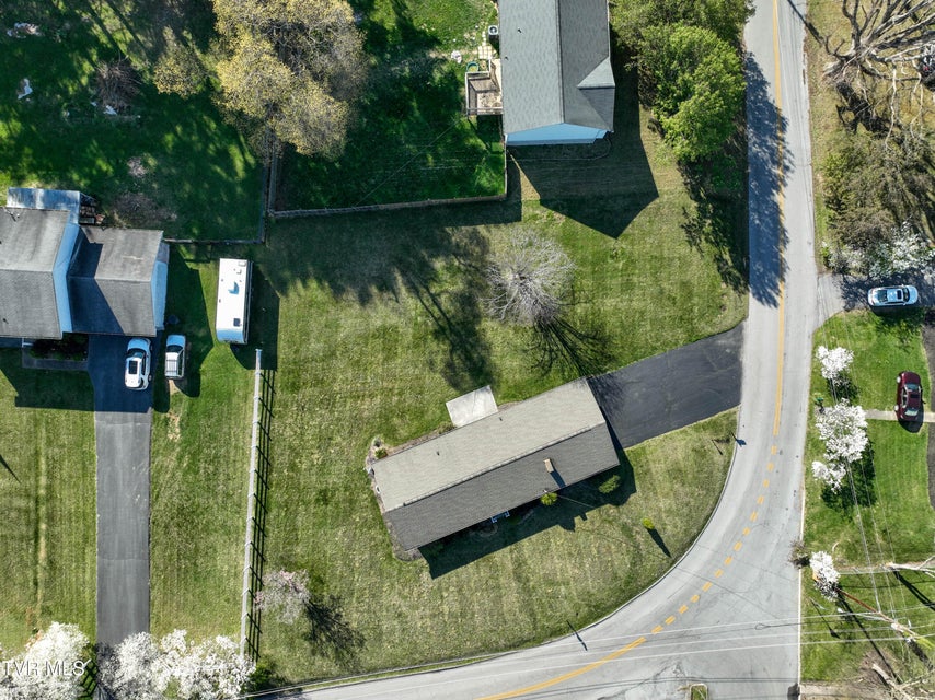 Photo #36: 115 Edgefield Road