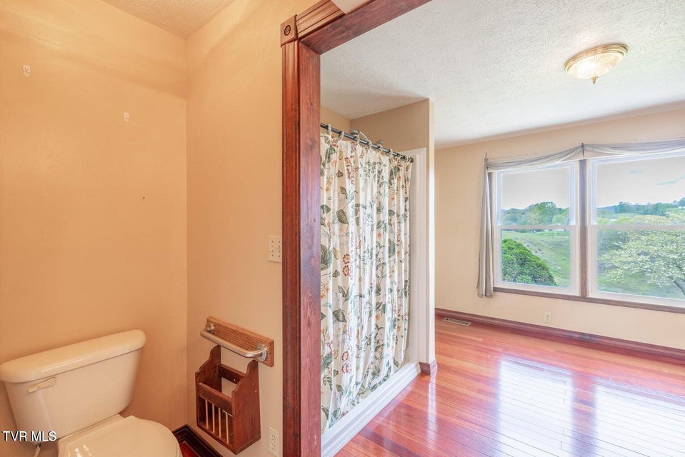 Photo #16: 207 Pleasant View Road